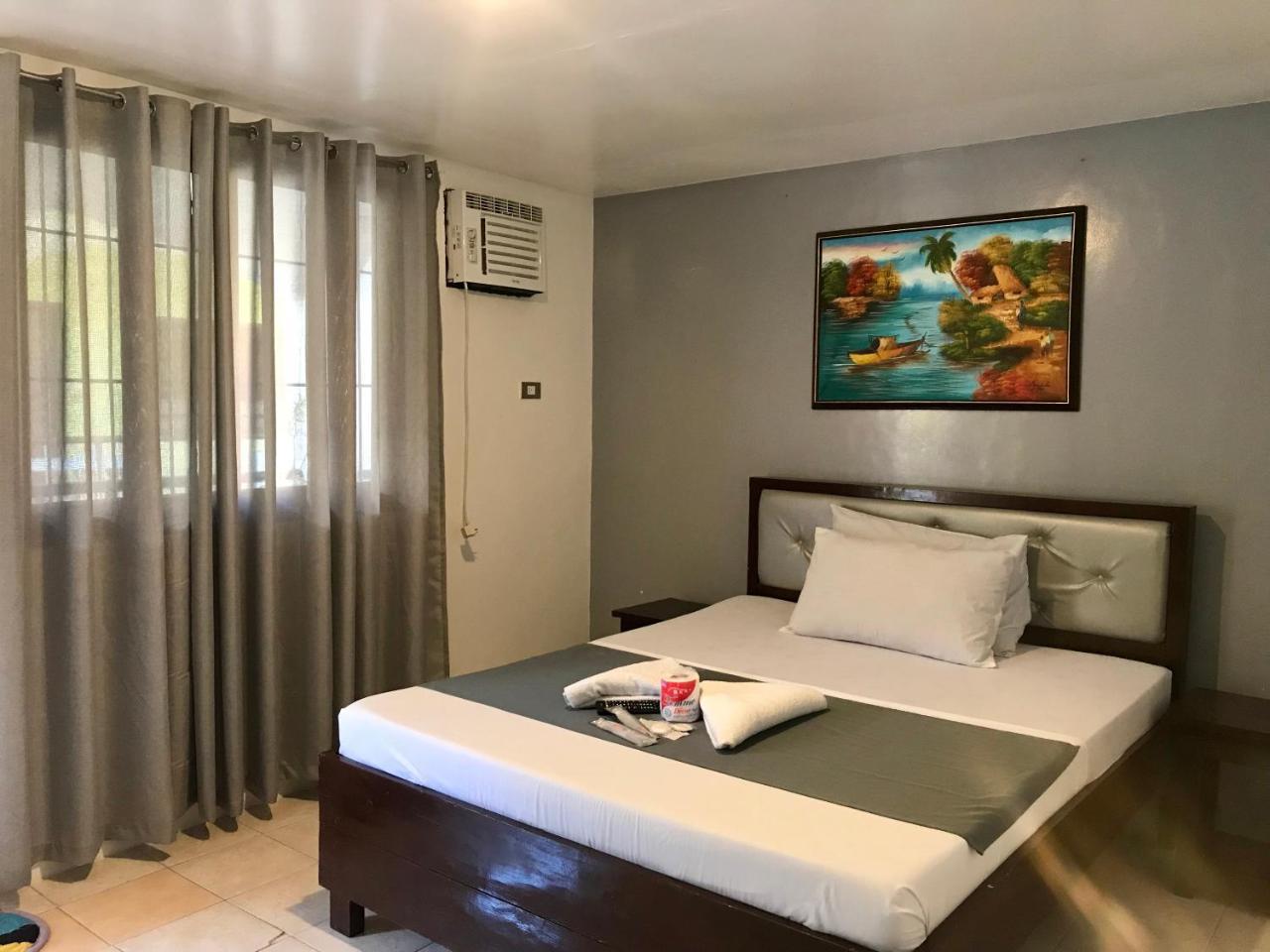 Marion Roos Hotel Puerto Galera Kültér fotó