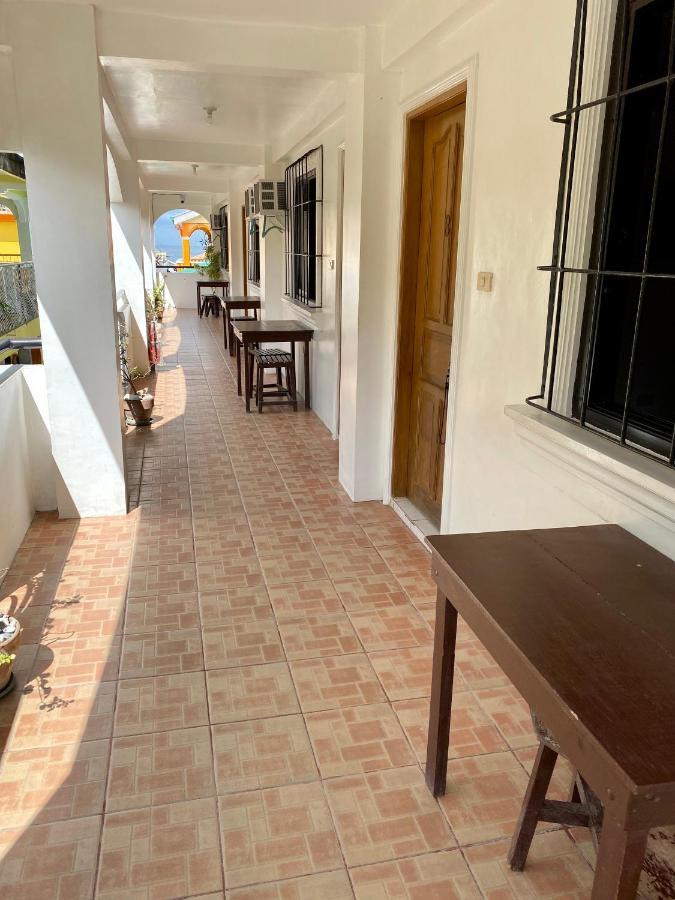 Marion Roos Hotel Puerto Galera Kültér fotó